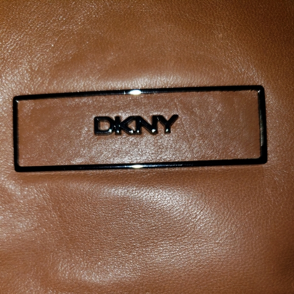 DKNY Handbag/Crossbody Bag - Picture 1 of 15